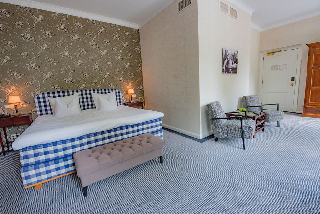 Room in hotel Central Park Voorburg